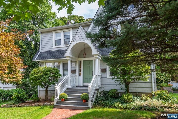 Property Photo:  241 Hope Street  NJ 07450 