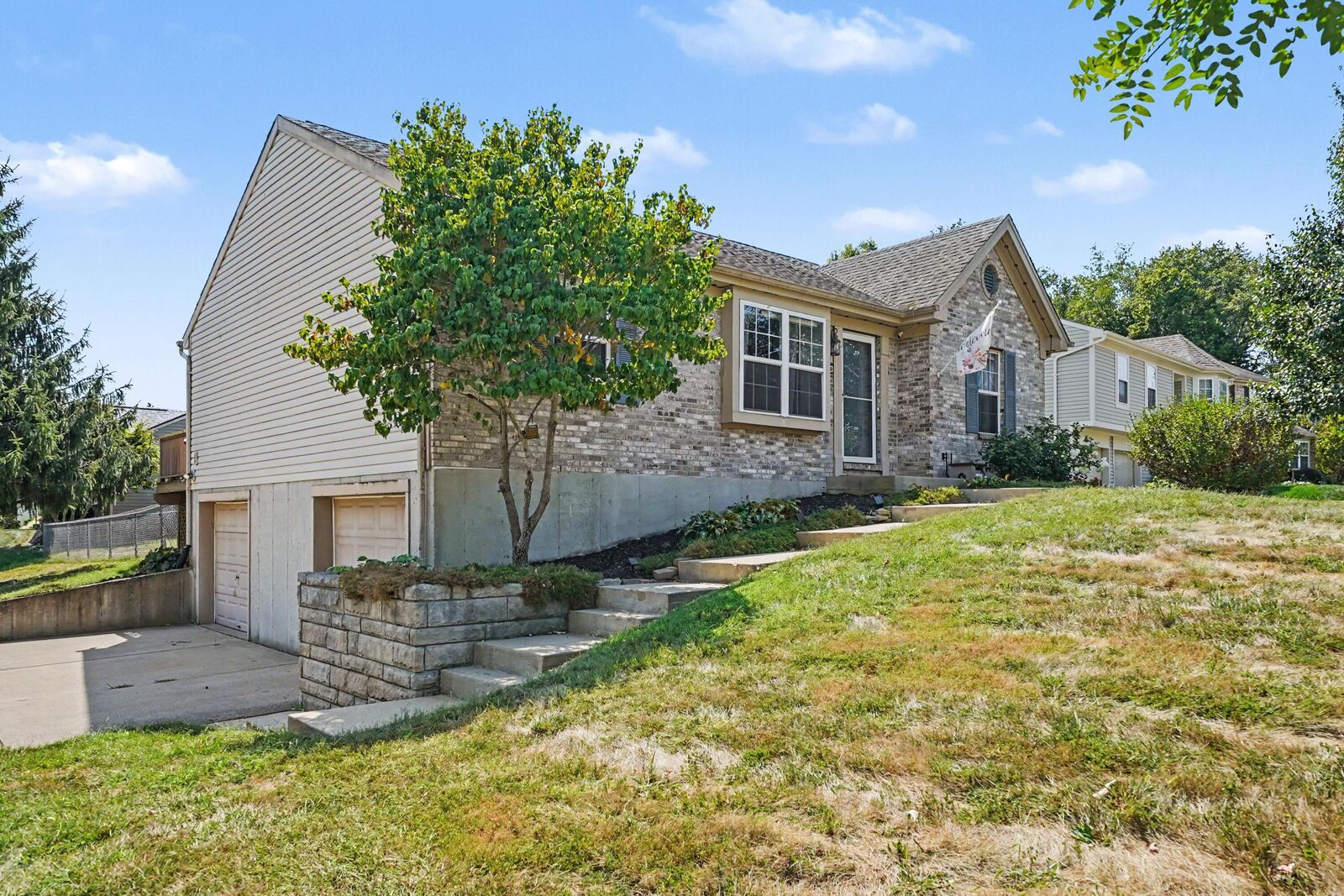 Property Photo: 3000 Ashbrook Circle KY 41005