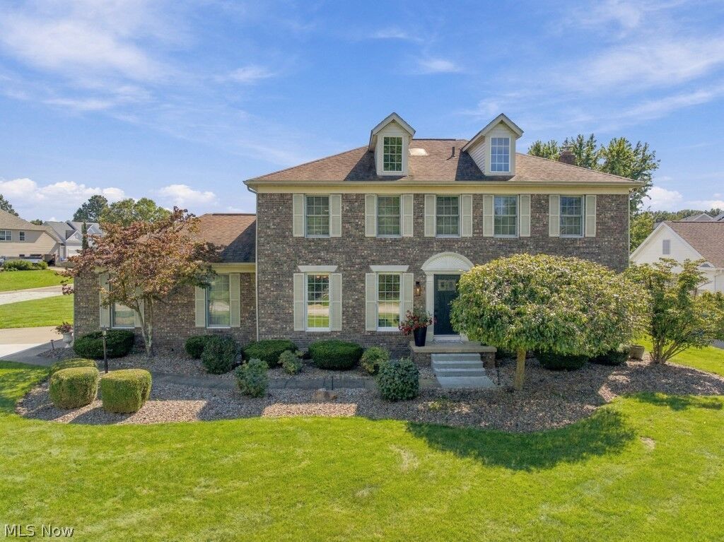 Property Photo: 1332 Beechnut Drive OH 44312