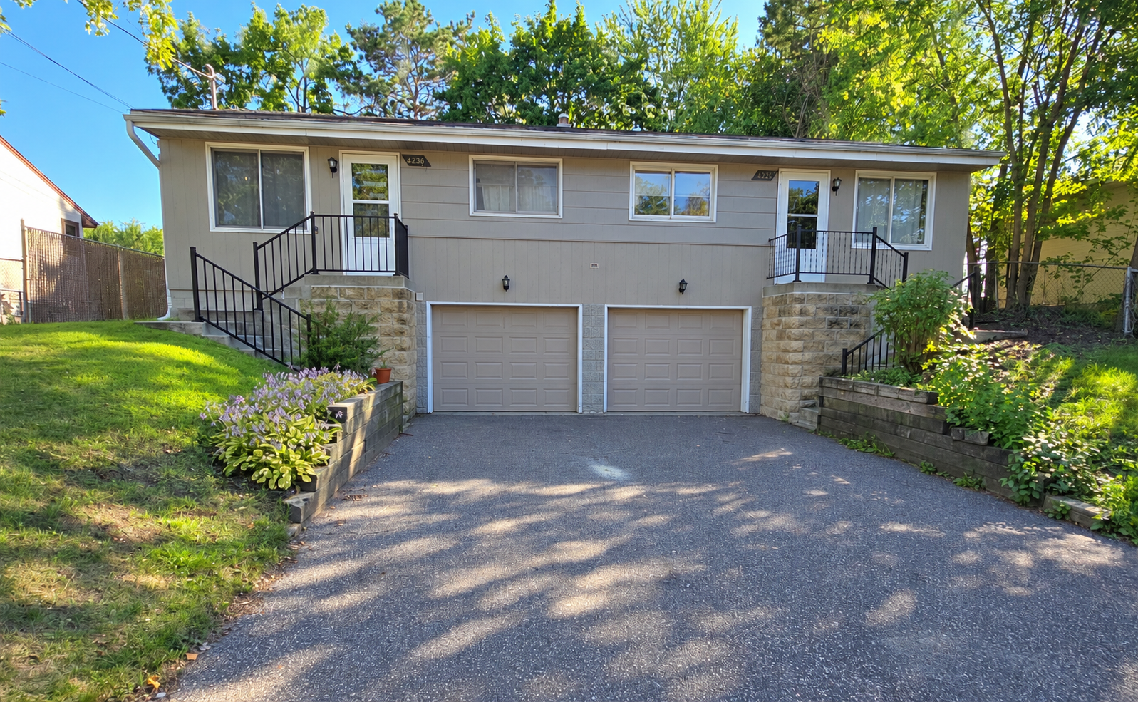 Property Photo:  2222-2226 Beech Street E  MN 55119 