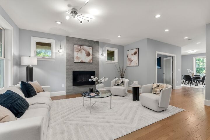 Property Photo:  1935 Commonwealth Ave 1935  MA 02466 