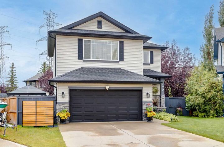 Property Photo:  172 Oakmere Way  AB T1X 1N6 