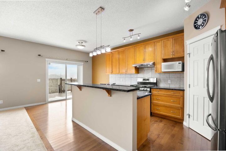 Property Photo:  65 Panora Way NW  AB T3K 0R4 