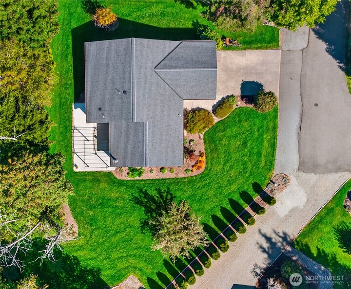Property Photo:  527  Olallie Way  WA 98257 