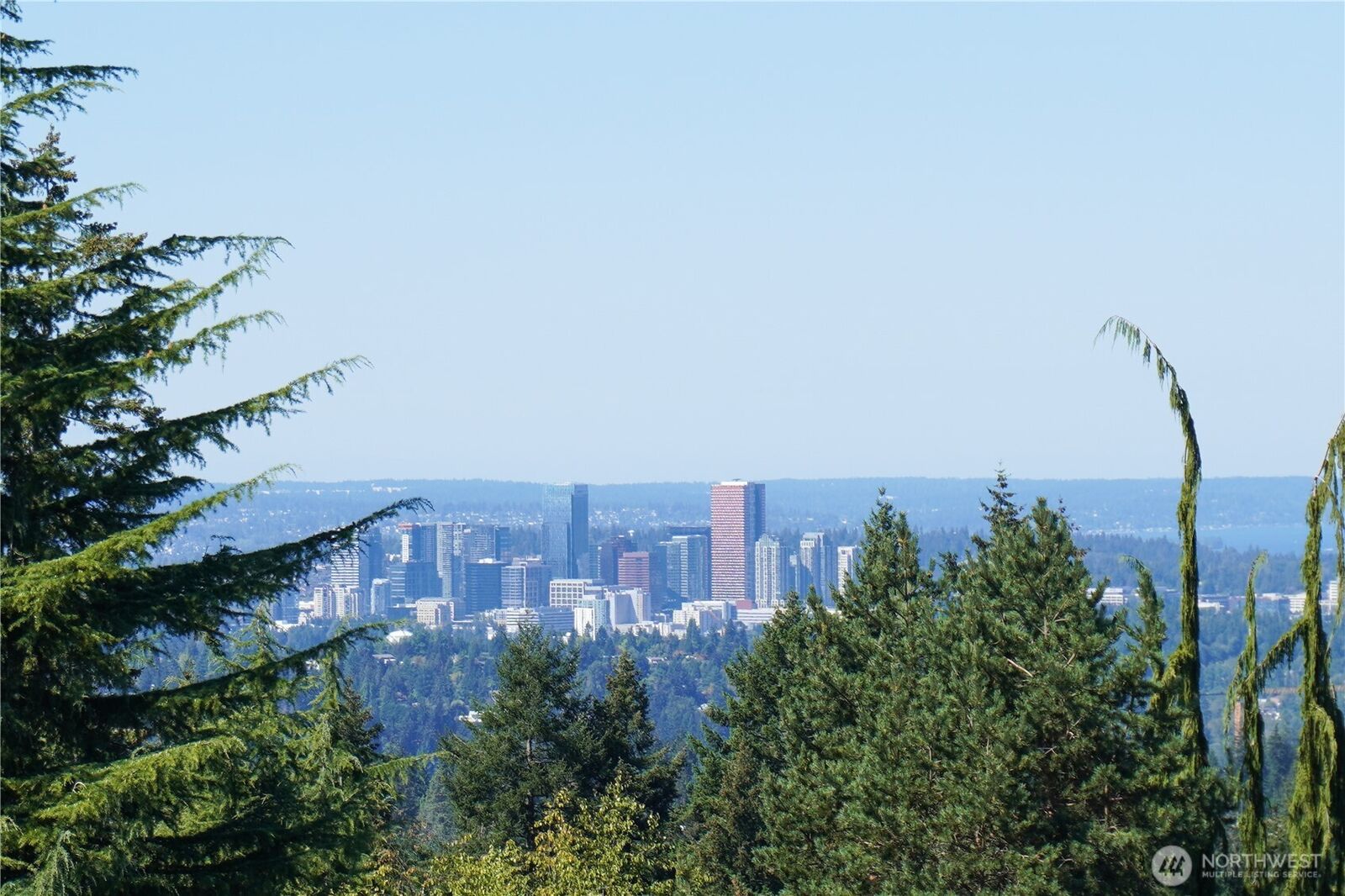 Property Photo:  4730  154th Place SE  WA 98006 