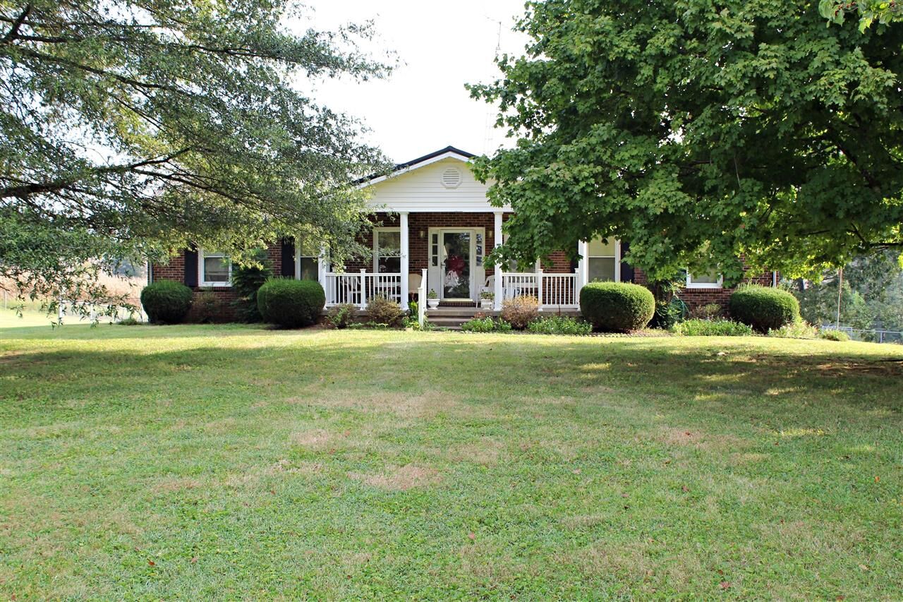 Property Photo:  802 Haywood Cedar Grove Road  KY 42141 