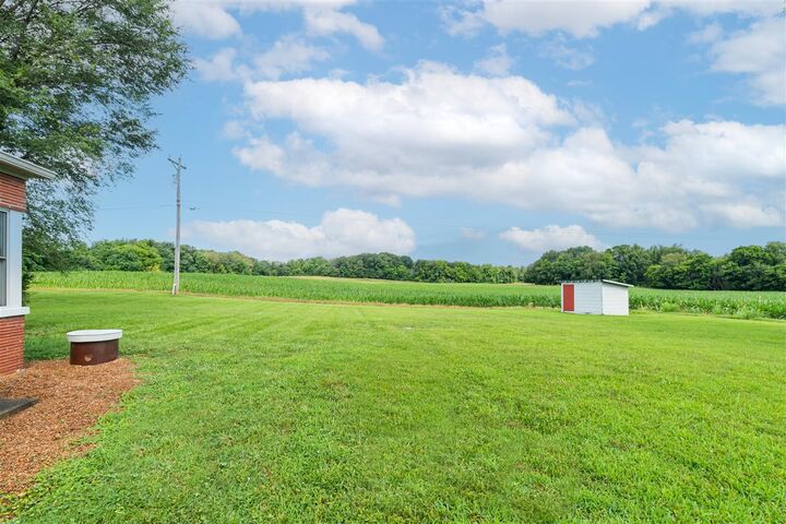 Property Photo:  5185 Nashville Road  KY 42134 