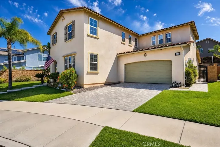Property Photo:  25072 Peppertree Court  CA 92883 