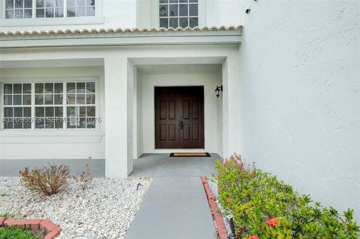 Property Photo:  1127 SW 104th Way  FL 33025 