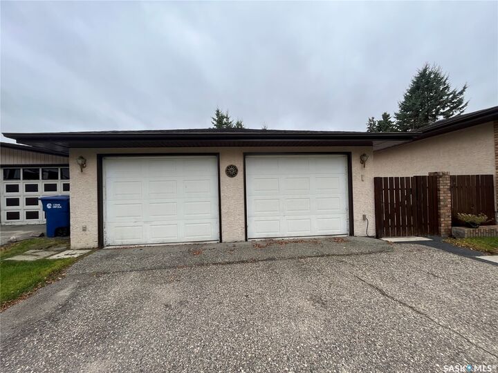 Property Photo:  1123 Asquith Drive  SK S0A 0X0 