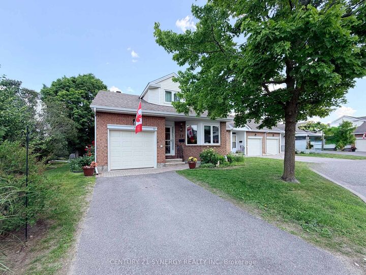 Photo de la propriété:  32 Innesbrook Court 16  ON K2S 1C7 