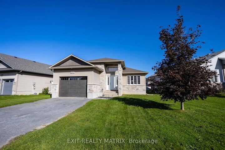 Property Photo:  111 York Crossing  ON K4R 0C5 