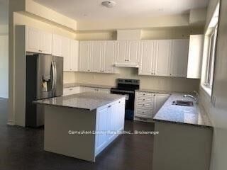 Property Photo:  9450 Bayview Avenue  ON L4C 5H3 