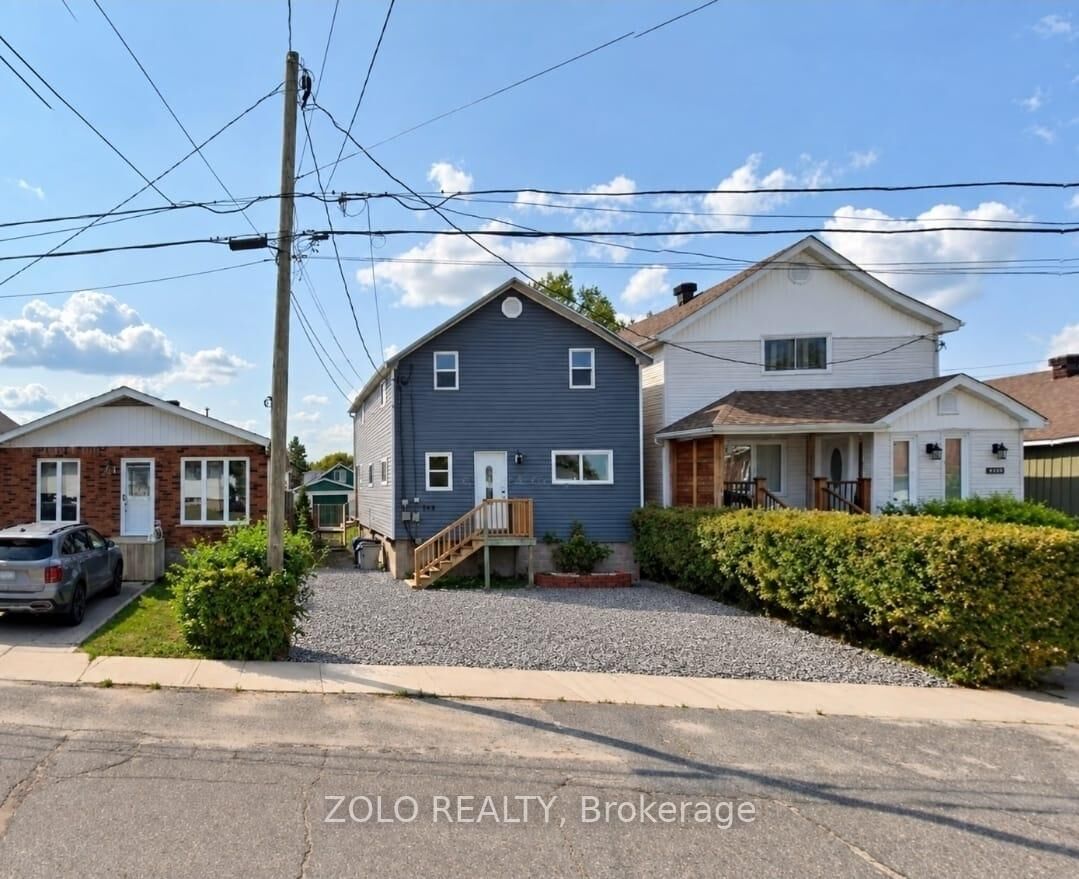 Property Photo:  309 Cedar Street N  ON P4N 6J7 