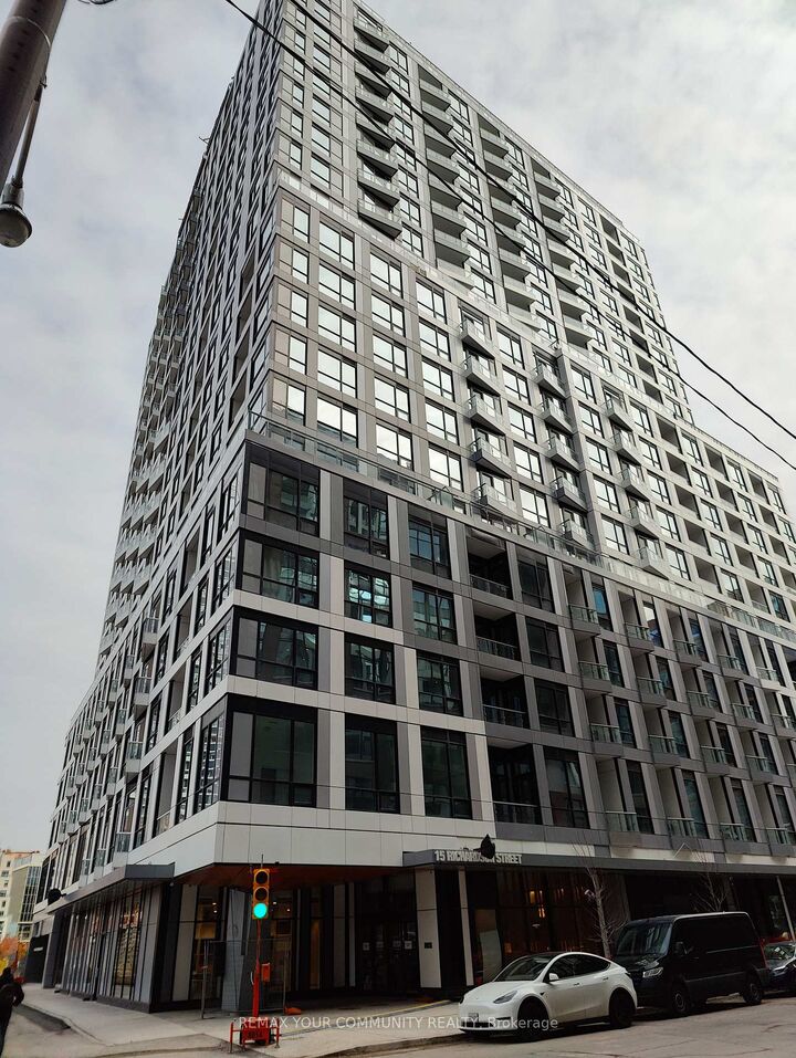 Property Photo:  15 Richardson Street 2012  ON M5A 0Y5 