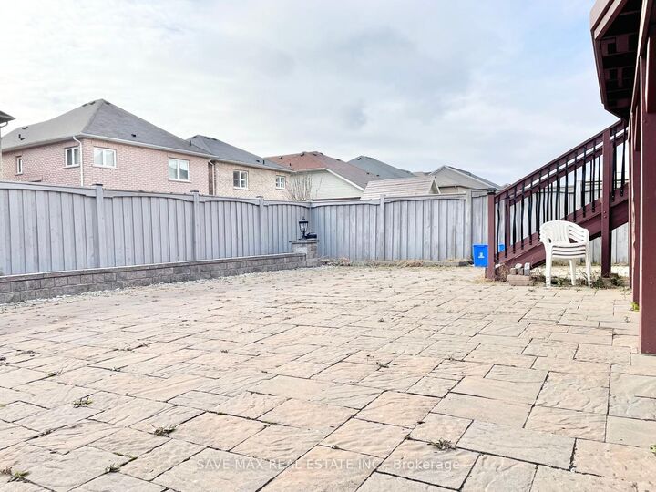 Property Photo:  162 Ted Miller Crescent Bsmt  ON L1C 0M3 