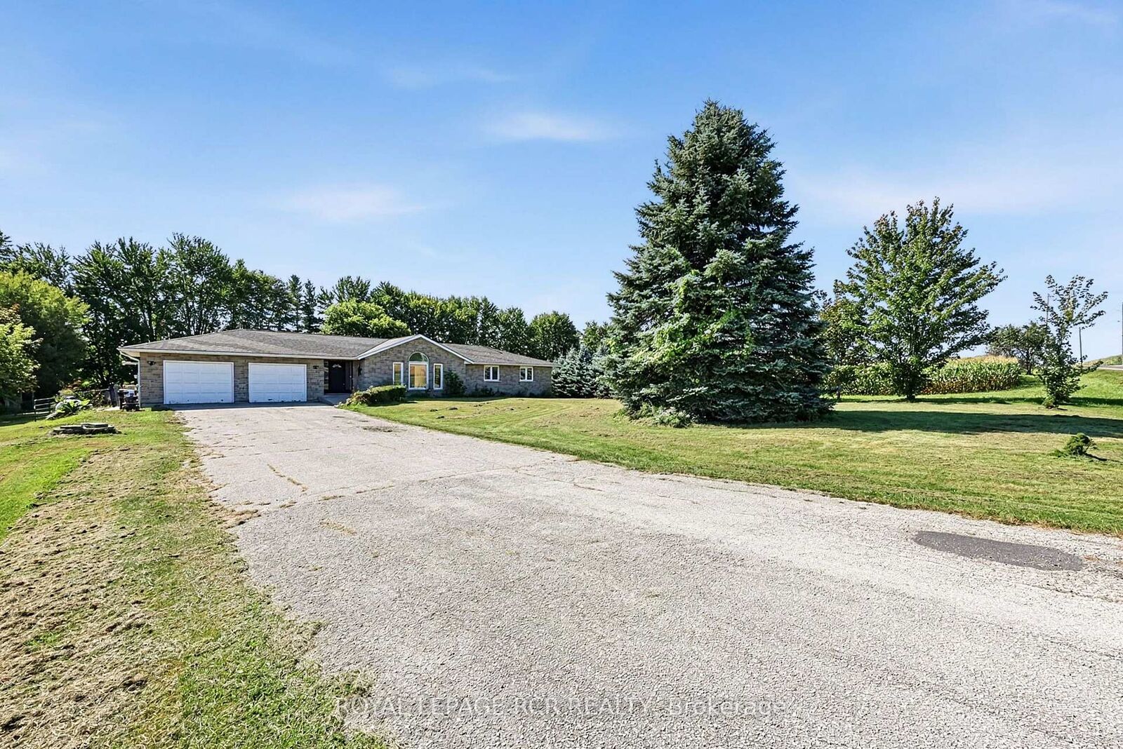 Property Photo: 7067 5th Side Road ON L9R 1V2