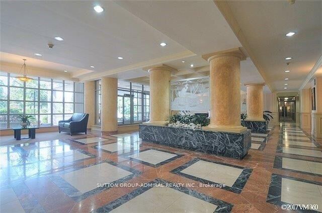 Property Photo:  11 Townsgate Drive 1002  ON L4J 8G4 