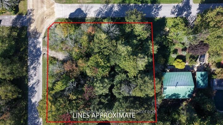 Property Photo:  611 Tuscarora Road  ON N0G 2R0 