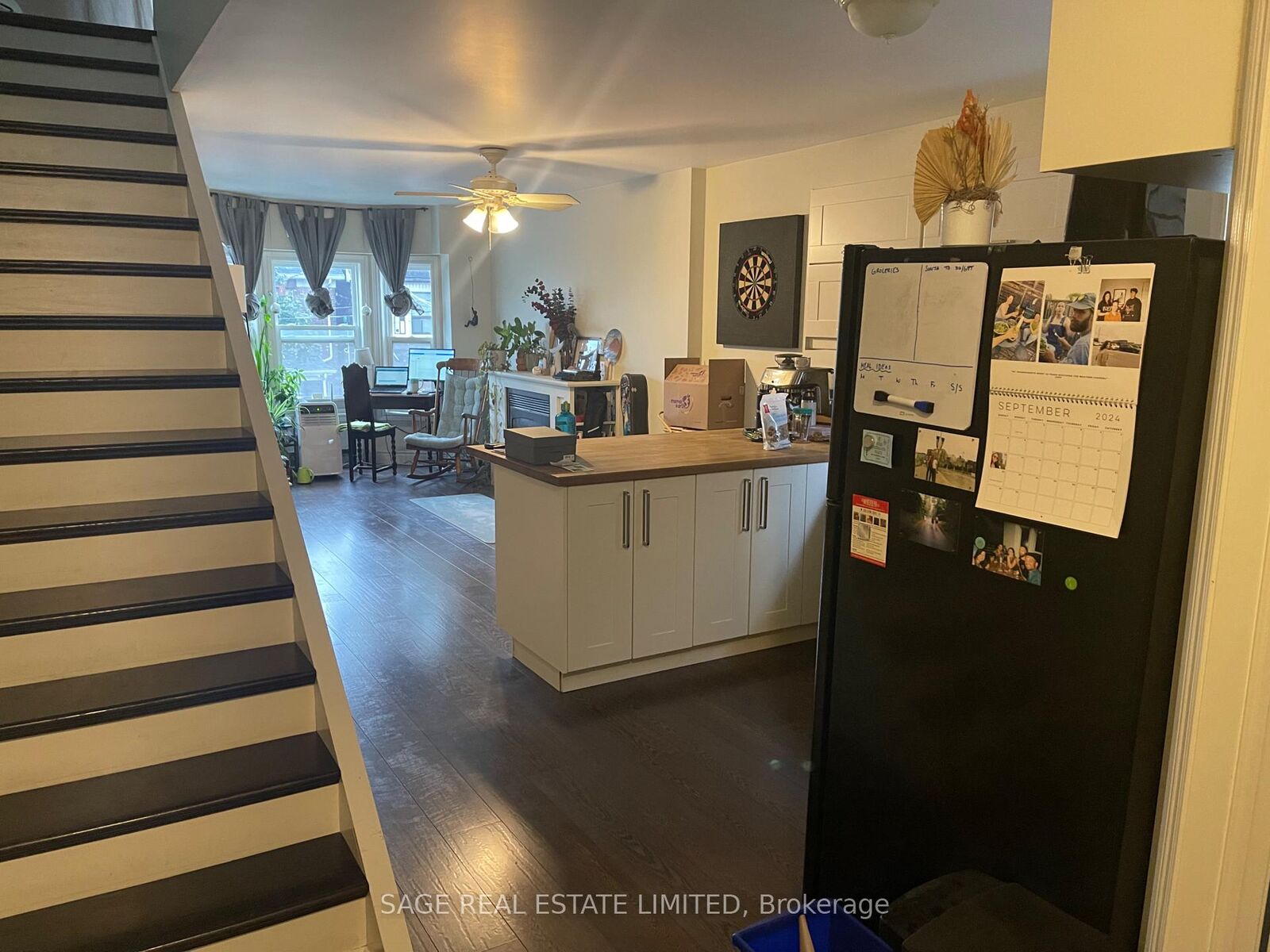 Property Photo: 716 Ossington Avenue 2nd Flr ON M5G 3T7