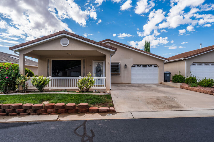 Property Photo:  1050 Red Hills Parkway 88  UT 84780 