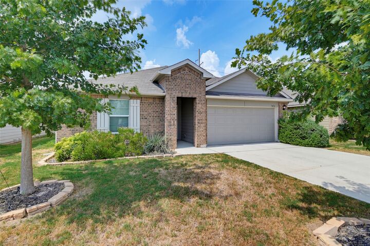 Property Photo:  1416 Parkwood  TX 78155 