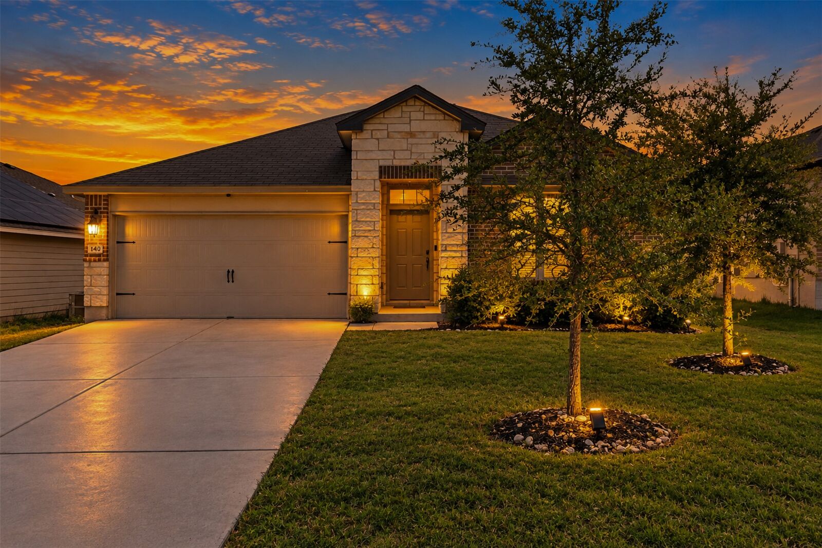 Property Photo:  140 Rearden Boulevard  TX 76537 