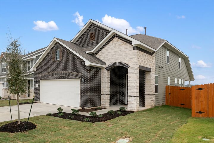 Property Photo: 213 Clover Bend TX 78642