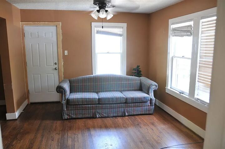 Property Photo:  1523 S Robertson Avenue  TX 75701 