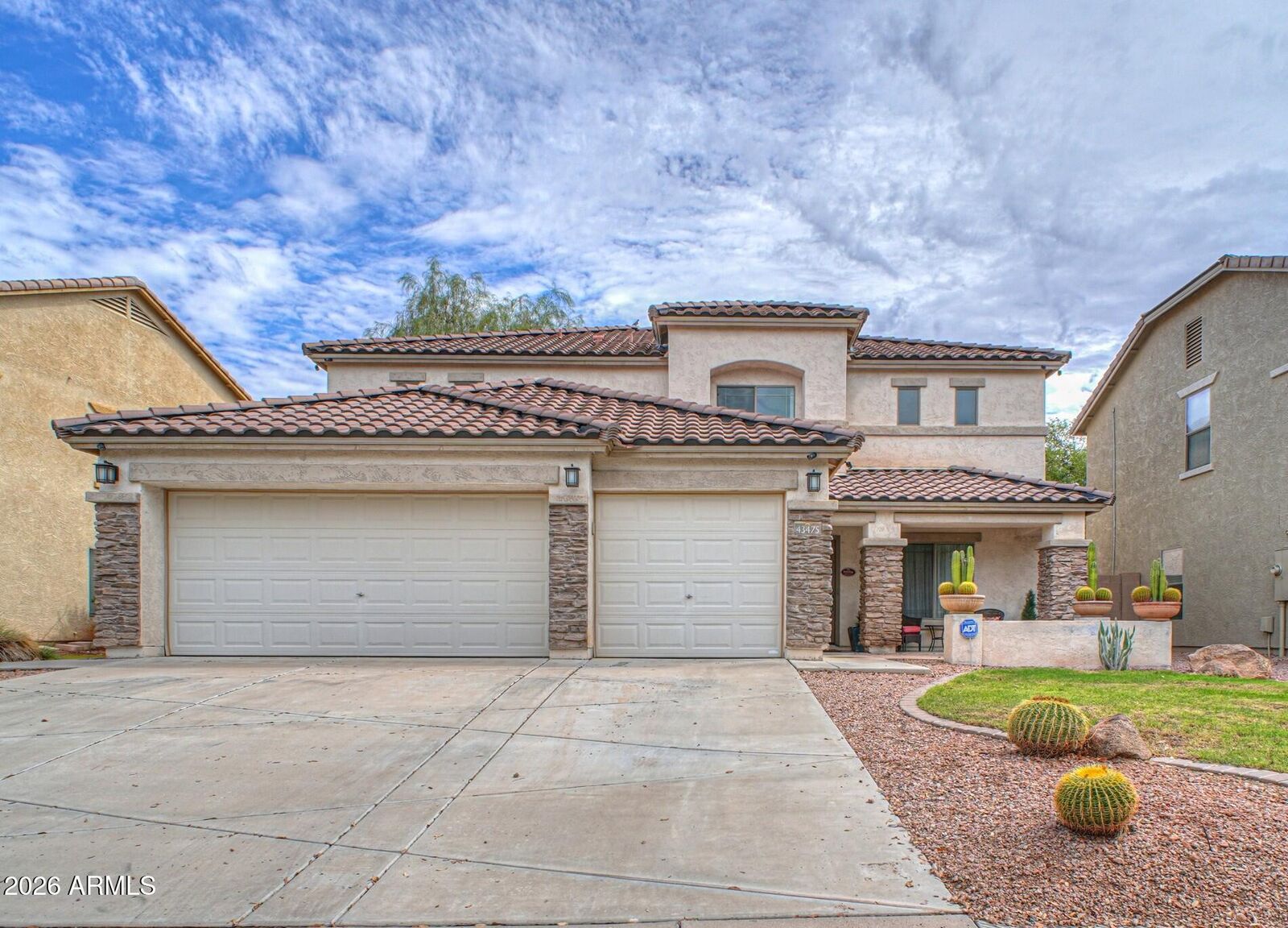 Property Photo:  43475 W Maricopa Avenue  AZ 85138 