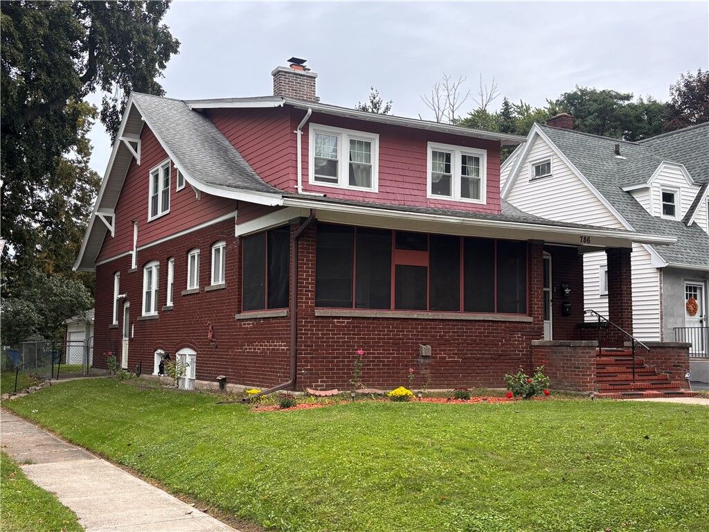 Property Photo:  786 Genesee Park Boulevard 1  NY 14619 