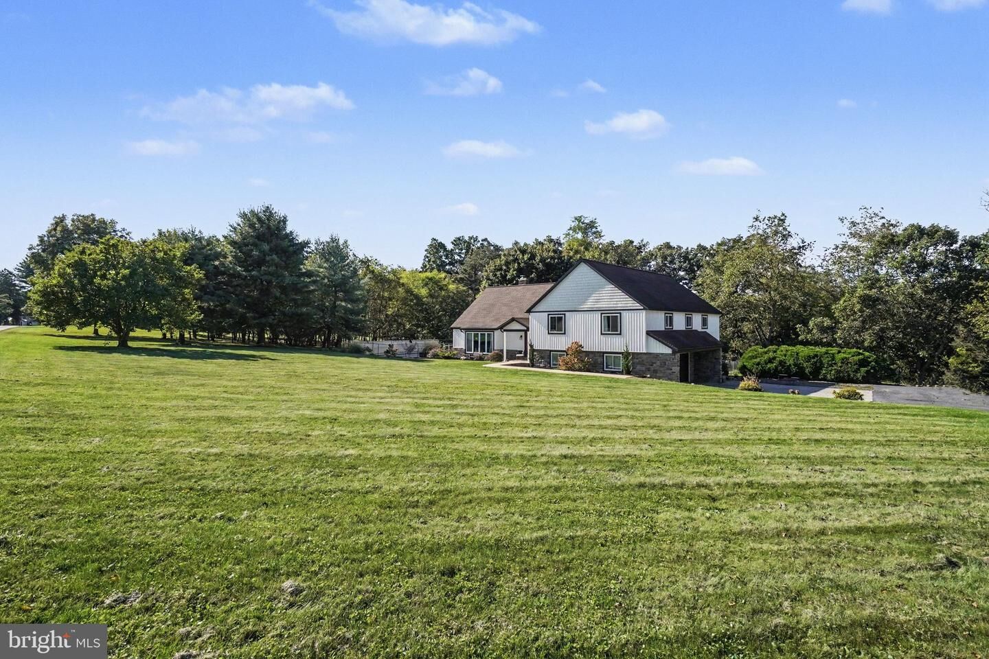 Property Photo: 39 Morris Road PA 17020