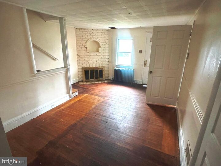 Property Photo:  5 E Rodgers Street  PA 19078 