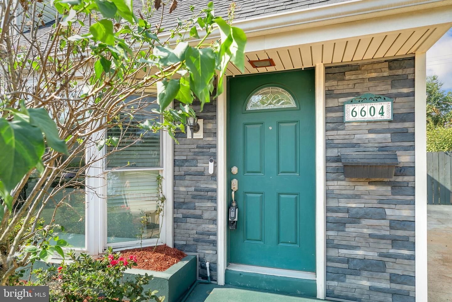 Property Photo:  6604 Cavalier Drive  VA 22307 