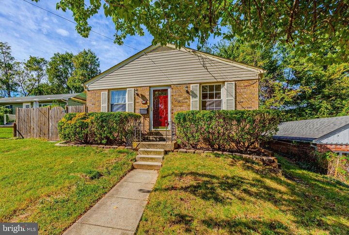 Property Photo: 210 Croydon Avenue MD 20850