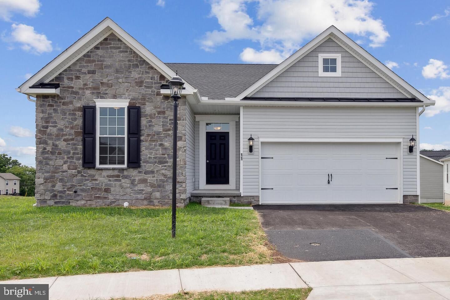 Property Photo: 75 Kingfisher Court A30 PA 17325