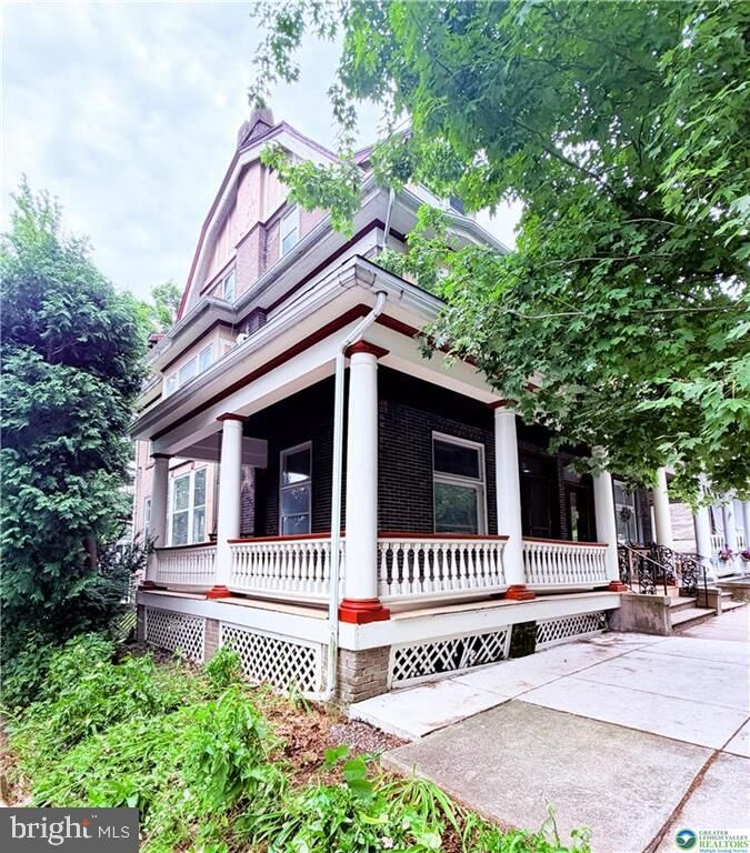 Property Photo: 526 Seneca Street PA 18015