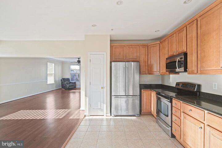 Property Photo:  1007 Granby Street 187-2  MD 21202 