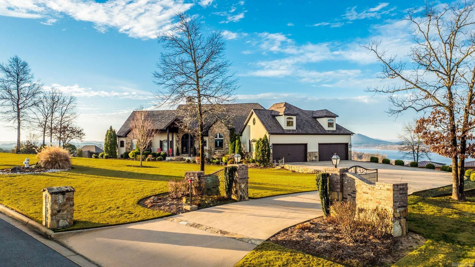 Property Photo:  15716 Summit View Lane  AR 72113 