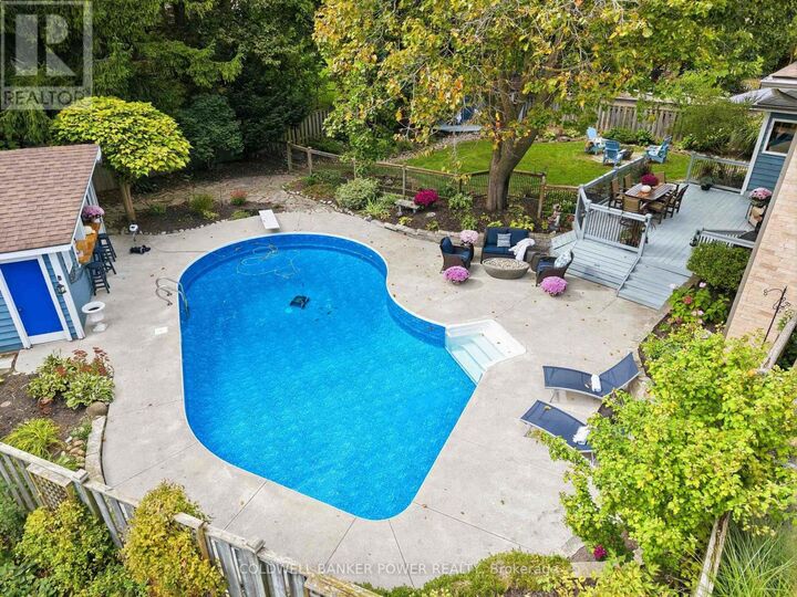 Property Photo: 333 Astoria Court ON N6G 3Z3