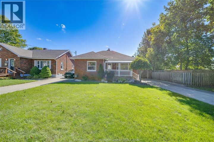 Property Photo:  150 Prince Arthur Avenue  ON N7M 1X7 