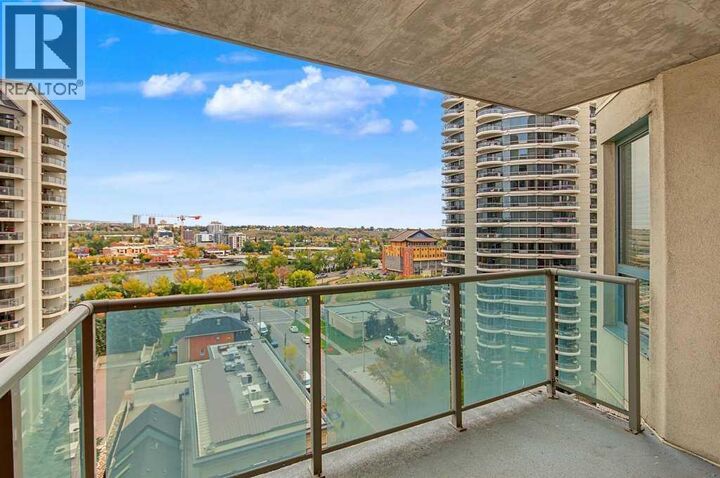 Property Photo:  1111 6 Avenue Southwest  AB T2P 5M5 