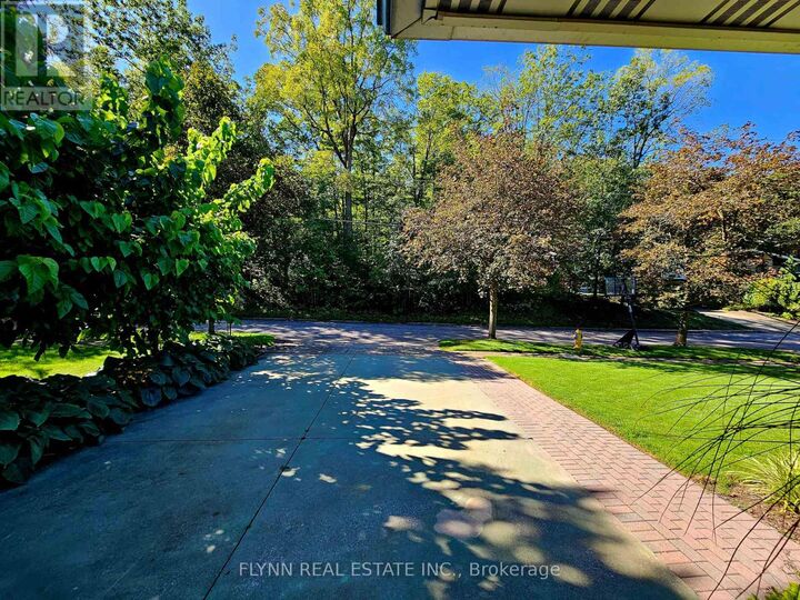 Property Photo:  9 Allandale Drive  ON L2T 1V9 