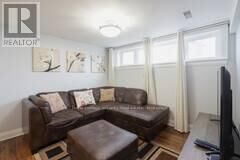 Property Photo:  81 Erie Street Lower  ON M6L 2R1 