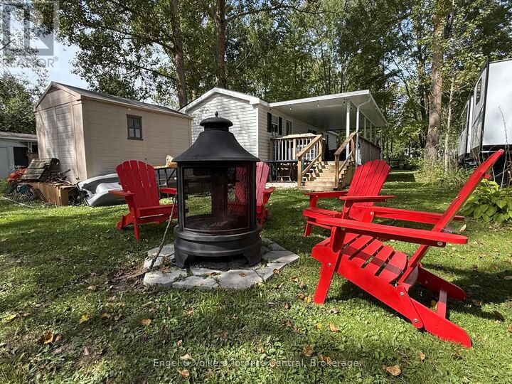 Property Photo:  7489 Sideroad 5 East W 39  ON N0G 2L0 