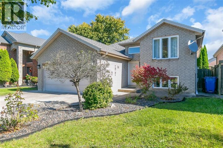 Property Photo:  2292 Askin Avenue  ON N9B 3Y4 