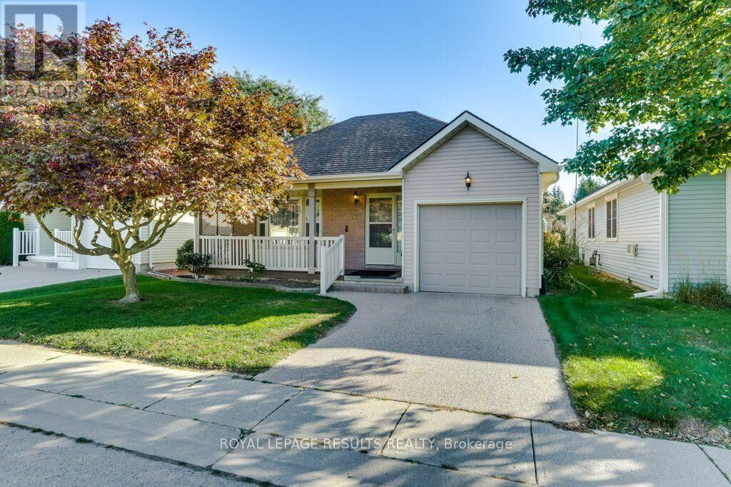 Property Photo:  71 Edwin Crescent  ON N4G 5H2 