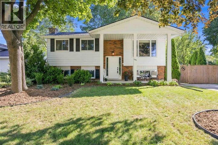 Property Photo: 1205 Birkdale Crescent ON N7S 5H2