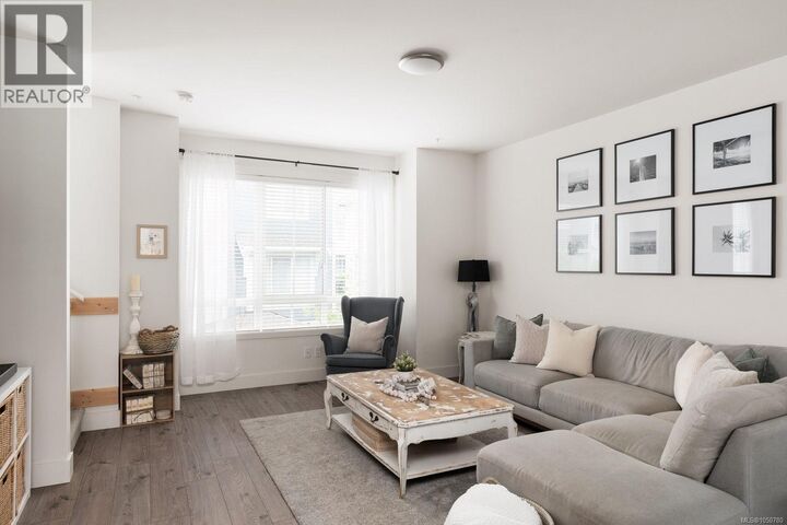 Property Photo:  370 Latoria Boulevard 23  BC V9C 0N9 