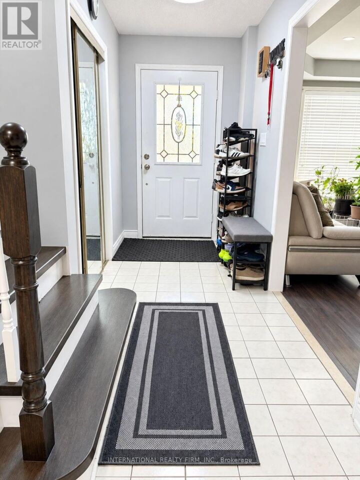 Property Photo:  2095 Lynn Heights Drive  ON L1X 2S1 